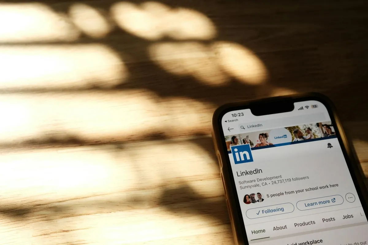 linkedin profile dashboard