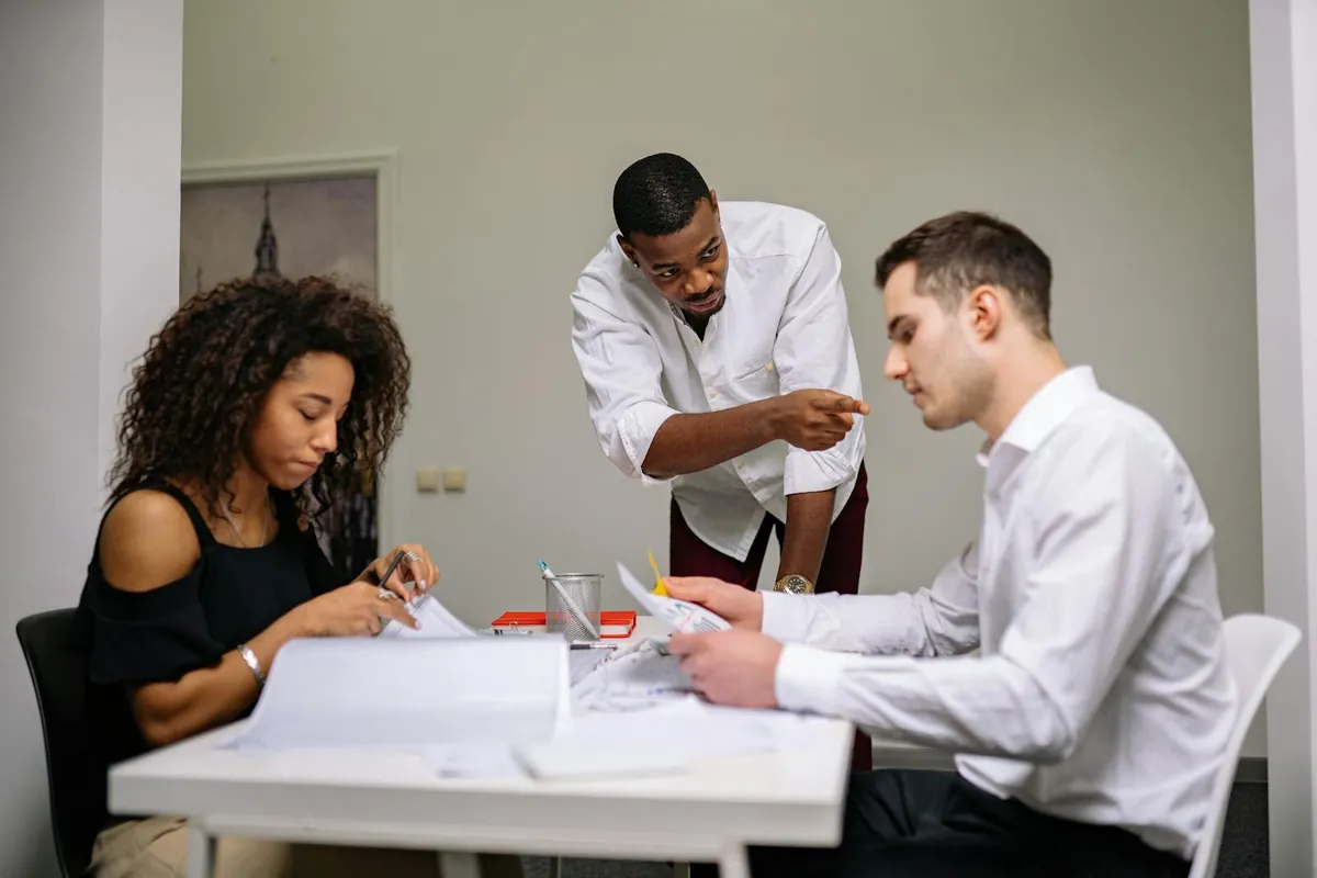 meeting between employee and manager flexible work discussion